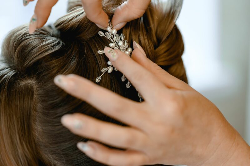 hairdresser-bridesmaid-hairstyle